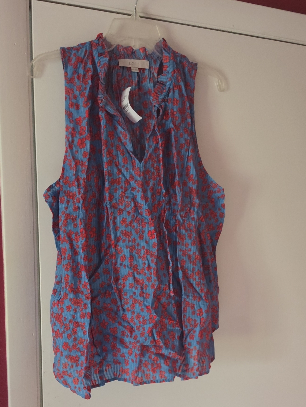 LOFT Blue Floral Ruffled V-Neck Sleeveless Top